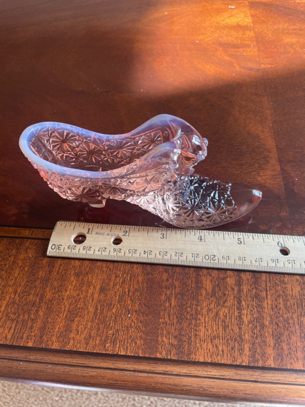 Fenton Peach Opalescent Daisy and Button Cat Head Slipper". - Picture 10 of 11